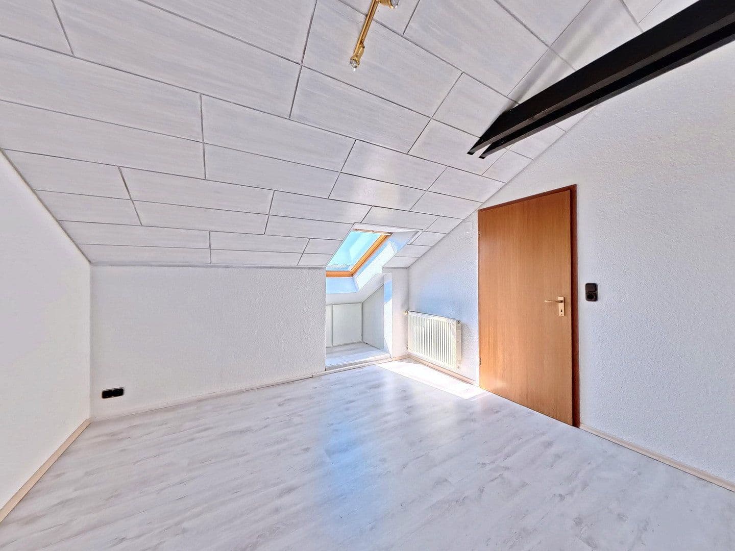 Prenájom bytu 3-izbový 88 m², Neustadt am Rübenberge, Dolné Sasko Prenájom bytu 3-izbový 88 m², Neustadt am Rübenberge, Dolné Sasko