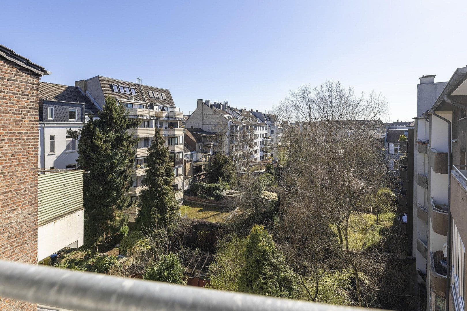 Predaj bytu 2-izbový 61 m², Düsseldorf, Severné Porýnie - Westfálsko Predaj bytu 2-izbový 61 m², Düsseldorf, Severné Porýnie - Westfálsko
