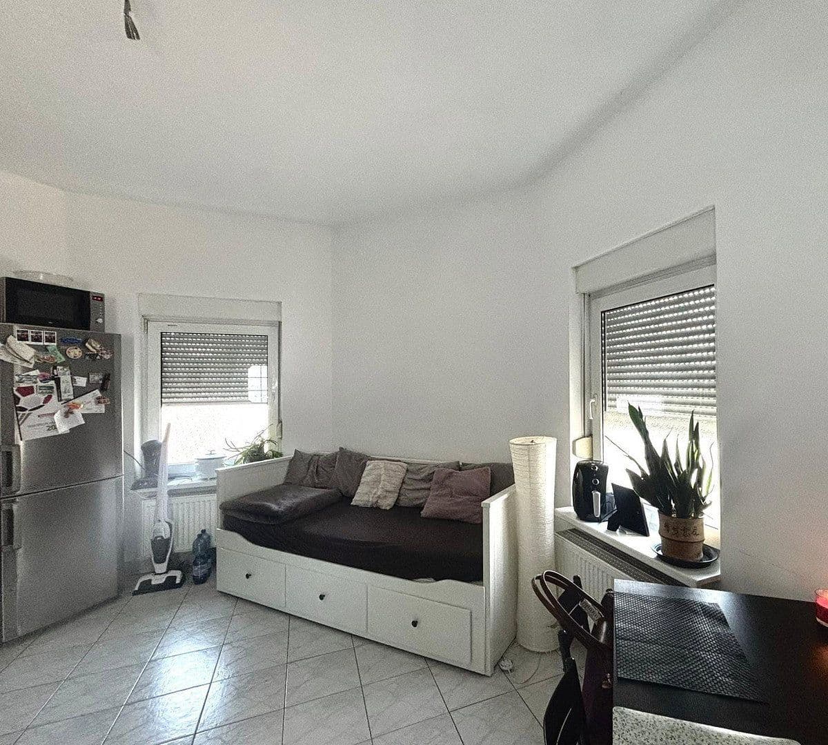 Prenájom bytu 2-izbový 33 m², Oppenheimer Landstr. 102, Frankfurt, Hesensko Prenájom bytu 2-izbový 33 m², Oppenheimer Landstr. 102, Frankfurt, Hesensko