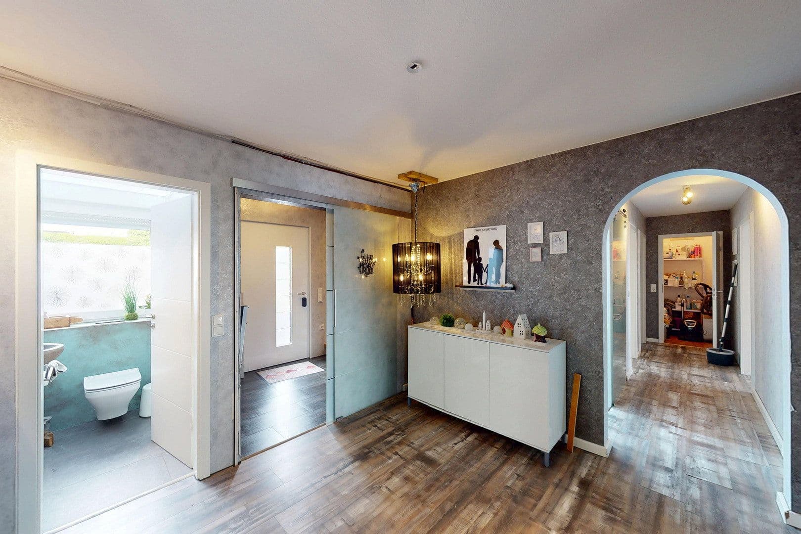 Predaj domu 306 m², pozemek 850 m², Bad Kreuznach, Porýnie-Falcko Predaj domu 306 m², pozemek 850 m², Bad Kreuznach, Porýnie-Falcko