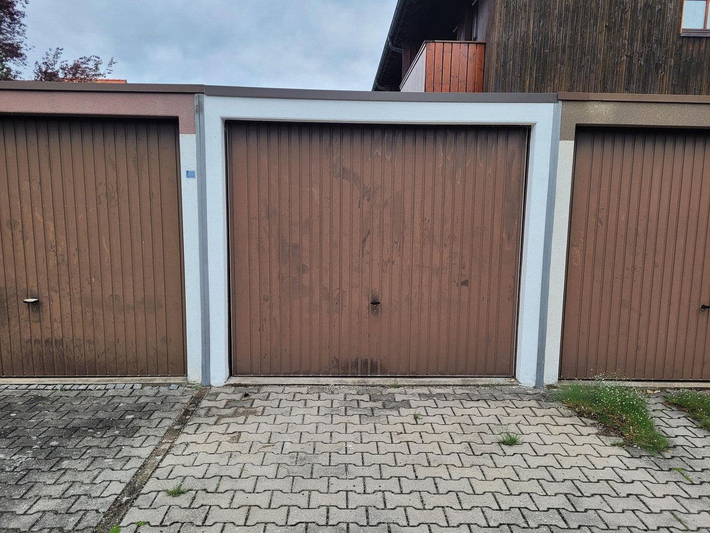 Predaj domu 154 m², pozemek 192 m², Wilhelm-Hoegner-Straße 42, München, Bavorsko Predaj domu 154 m², pozemek 192 m², Wilhelm-Hoegner-Straße 42, München, Bavorsko