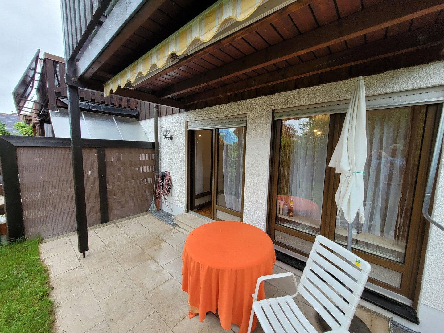Predaj domu 154 m², pozemek 192 m², Wilhelm-Hoegner-Straße 42, München, Bavorsko Predaj domu 154 m², pozemek 192 m², Wilhelm-Hoegner-Straße 42, München, Bavorsko