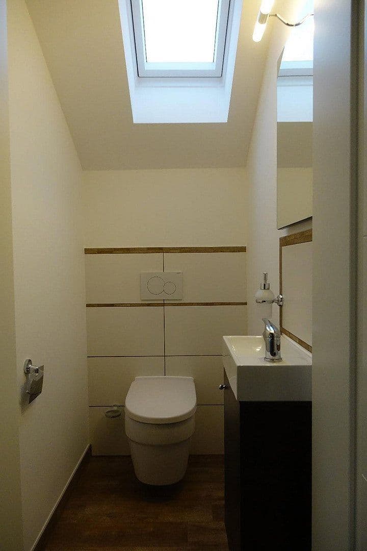 Predaj bytu 4-izbový 172 m², Bad Schönborn, Bádensko-Wurttembersko Predaj bytu 4-izbový 172 m², Bad Schönborn, Bádensko-Wurttembersko