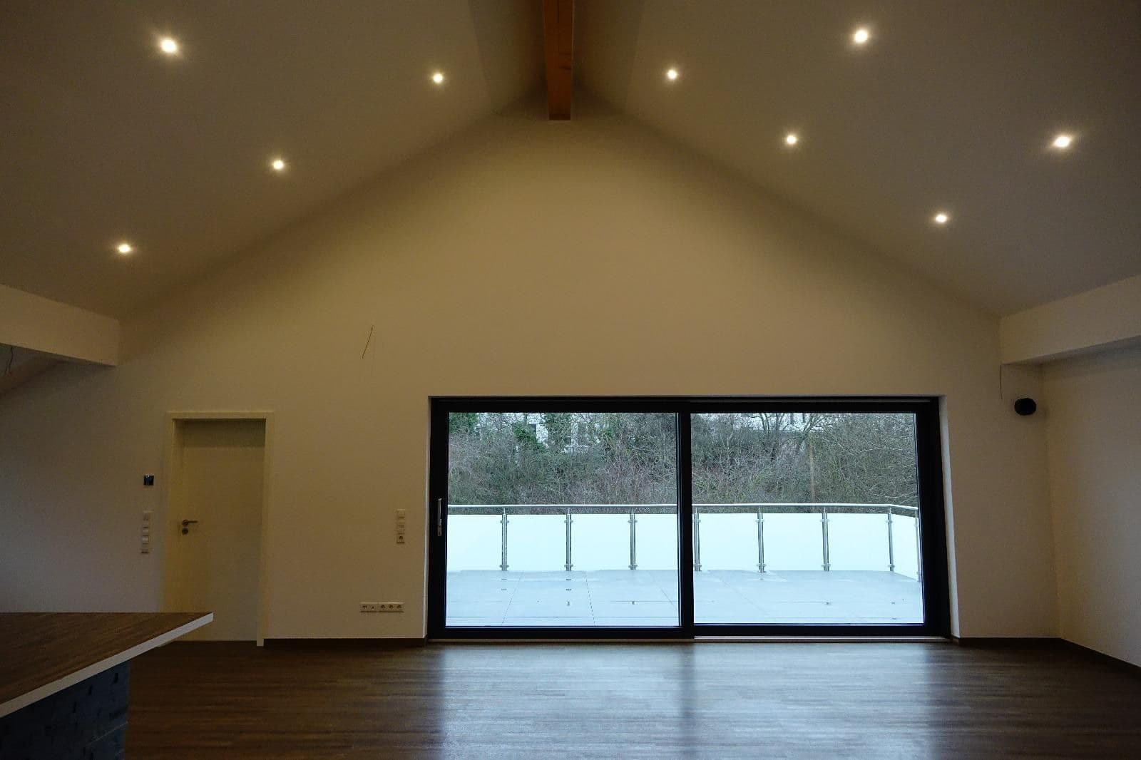 Predaj bytu 4-izbový 172 m², Bad Schönborn, Bádensko-Wurttembersko Predaj bytu 4-izbový 172 m², Bad Schönborn, Bádensko-Wurttembersko
