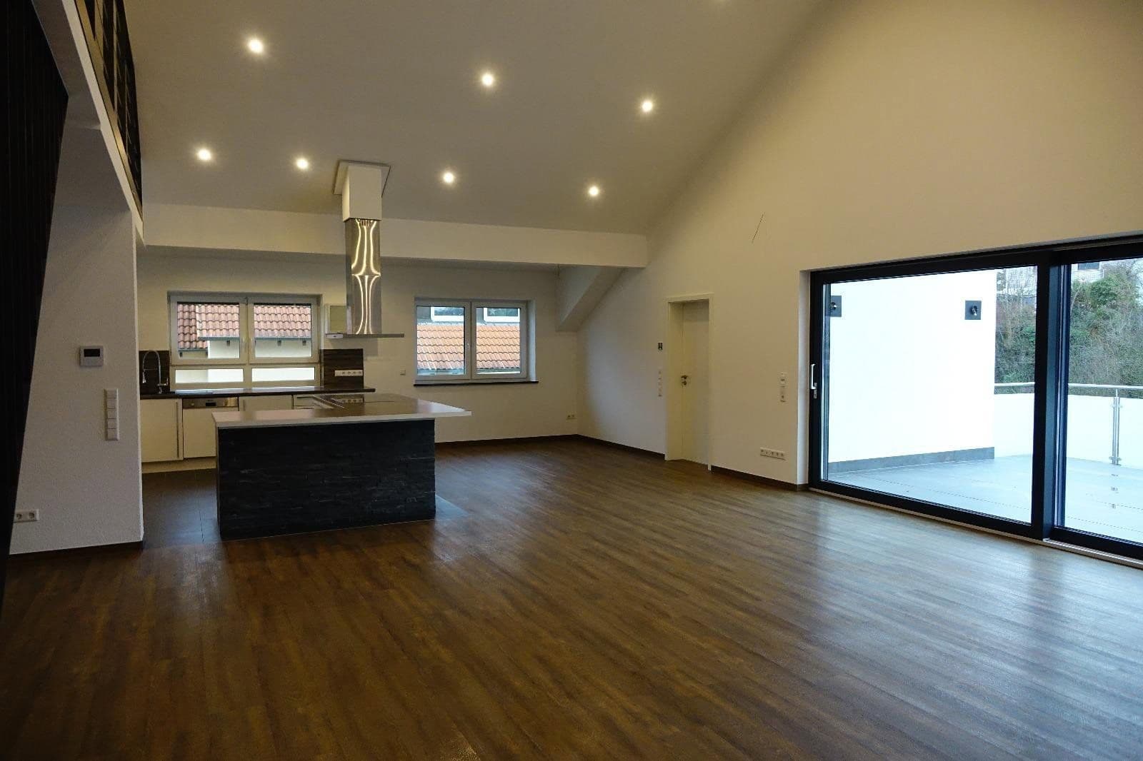 Predaj bytu 4-izbový 172 m², Bad Schönborn, Bádensko-Wurttembersko Predaj bytu 4-izbový 172 m², Bad Schönborn, Bádensko-Wurttembersko