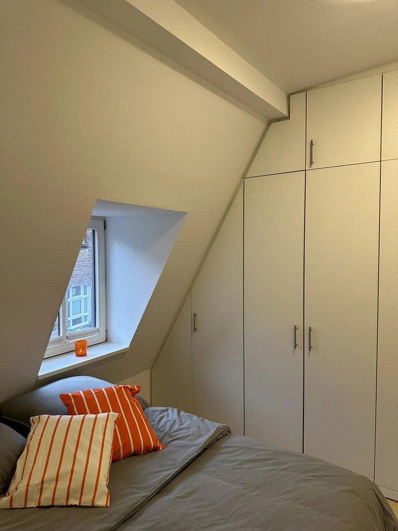 Prenájom bytu 2-izbový 58 m², Köln, Severné Porýnie - Westfálsko Prenájom bytu 2-izbový 58 m², Köln, Severné Porýnie - Westfálsko