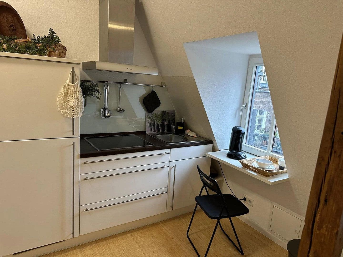 Prenájom bytu 2-izbový 58 m², Köln, Severné Porýnie - Westfálsko Prenájom bytu 2-izbový 58 m², Köln, Severné Porýnie - Westfálsko