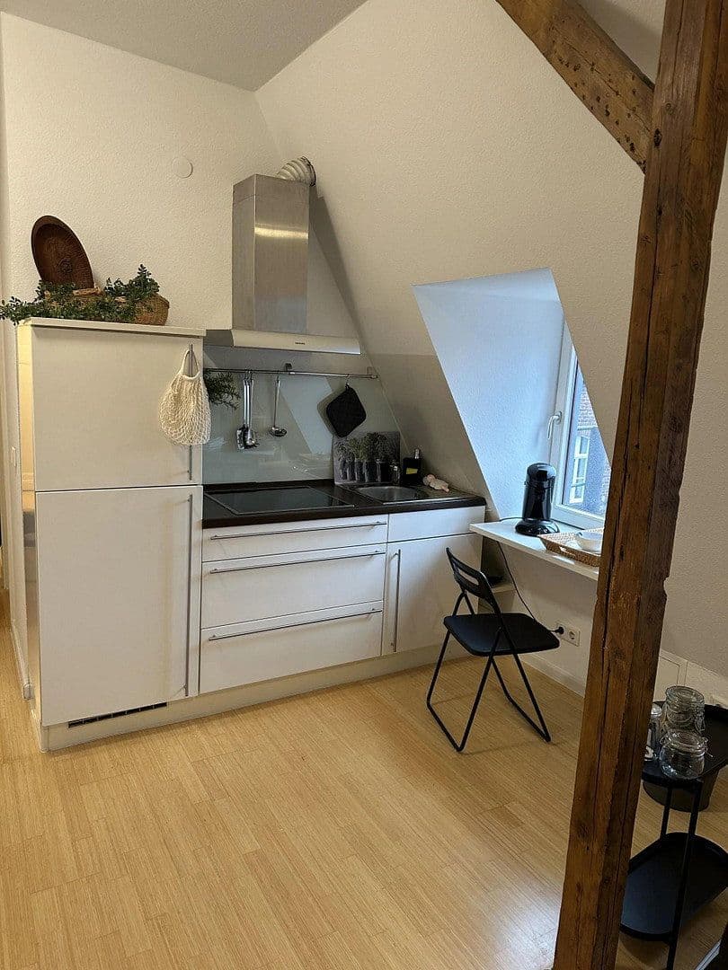 Prenájom bytu 2-izbový 58 m², Köln, Severné Porýnie - Westfálsko Prenájom bytu 2-izbový 58 m², Köln, Severné Porýnie - Westfálsko
