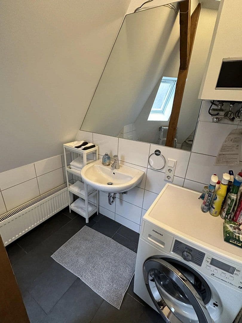 Prenájom bytu 2-izbový 58 m², Köln, Severné Porýnie - Westfálsko Prenájom bytu 2-izbový 58 m², Köln, Severné Porýnie - Westfálsko