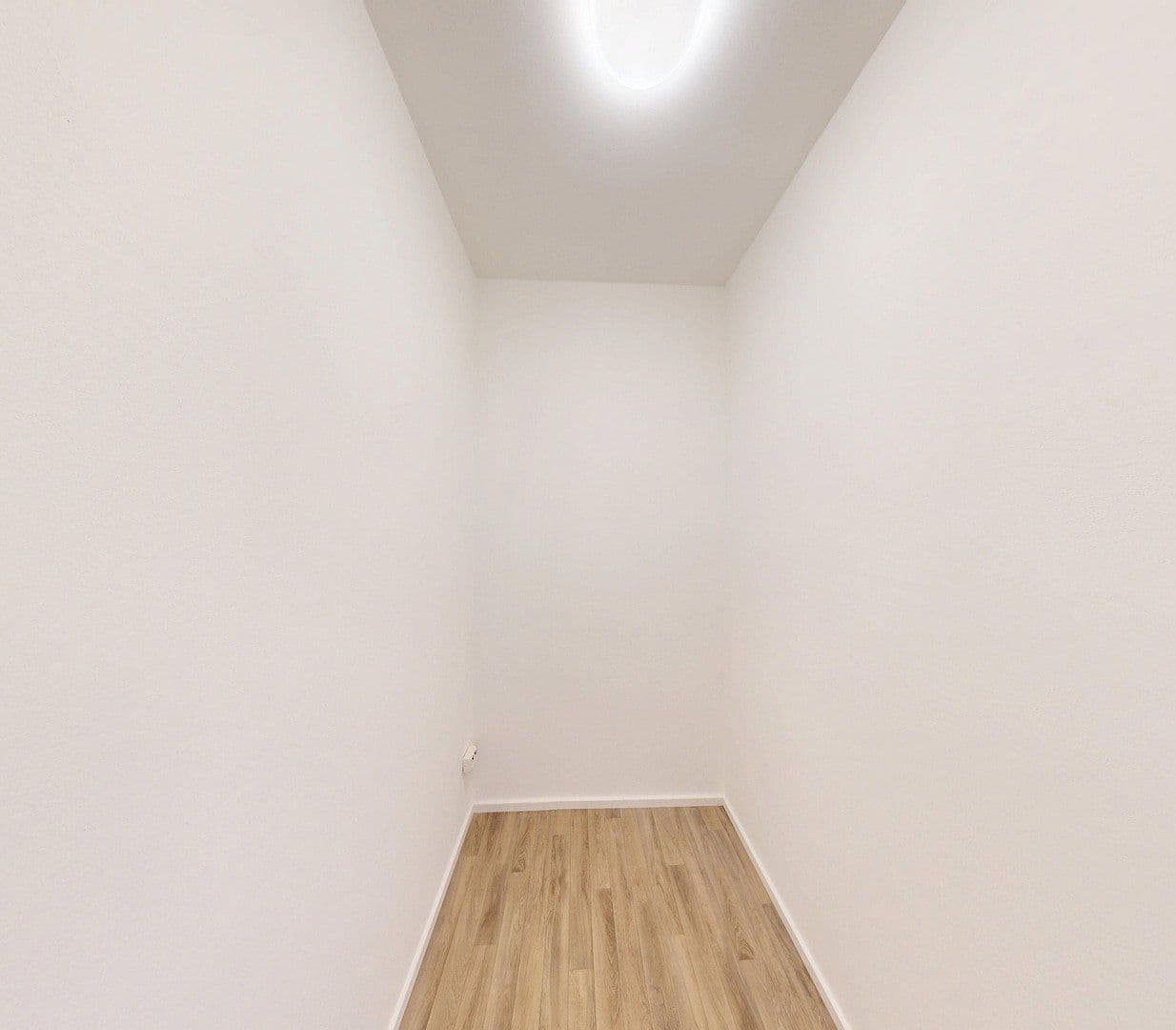 Prenájom bytu 3-izbový 82 m², Heinrich-Heine-Str. 25, Lohmar, Severné Porýnie - Westfálsko Prenájom bytu 3-izbový 82 m², Heinrich-Heine-Str. 25, Lohmar, Severné Porýnie - Westfálsko