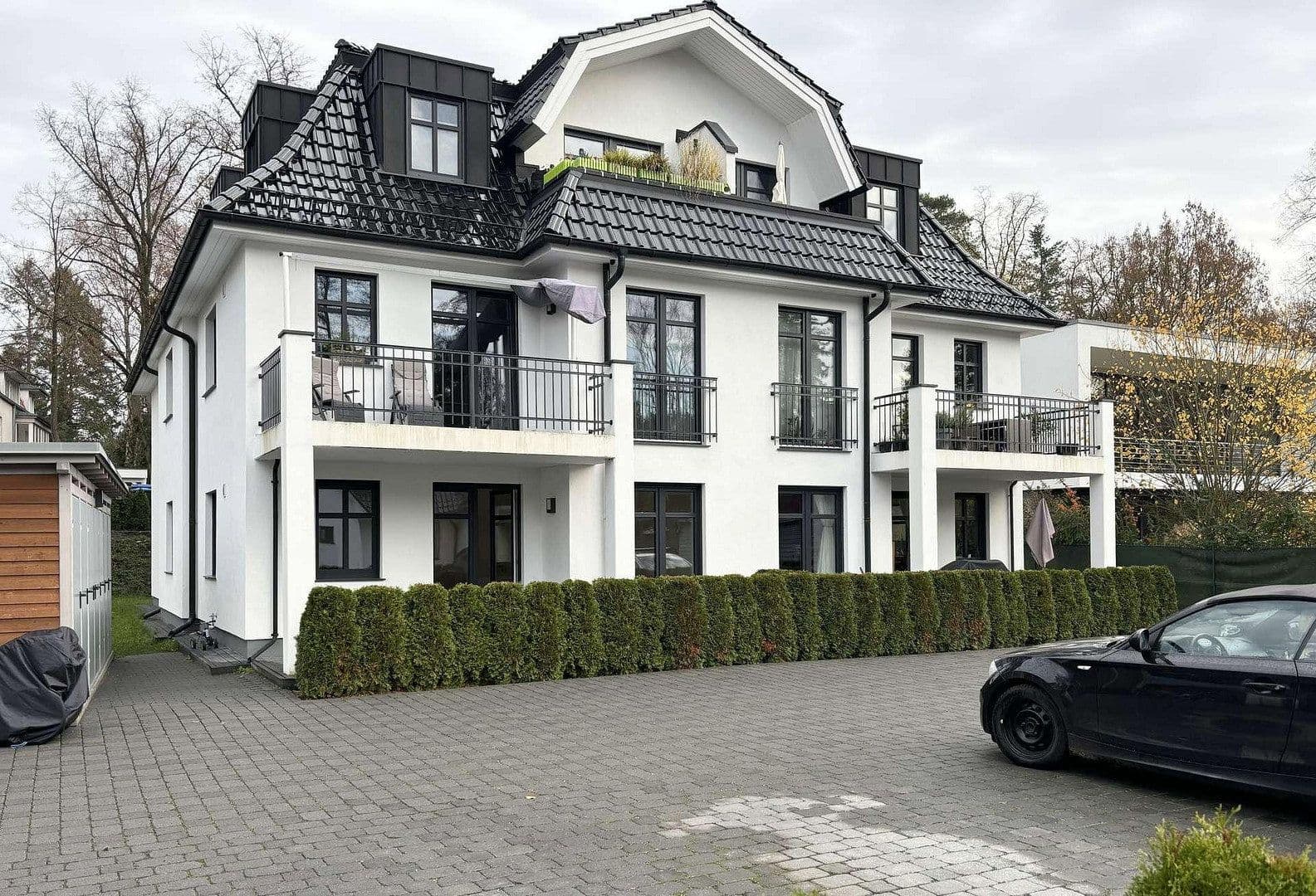 Prenájom bytu 3-izbový 100 m², Triglawstraße 14, Berlin, Berlín Prenájom bytu 3-izbový 100 m², Triglawstraße 14, Berlin, Berlín