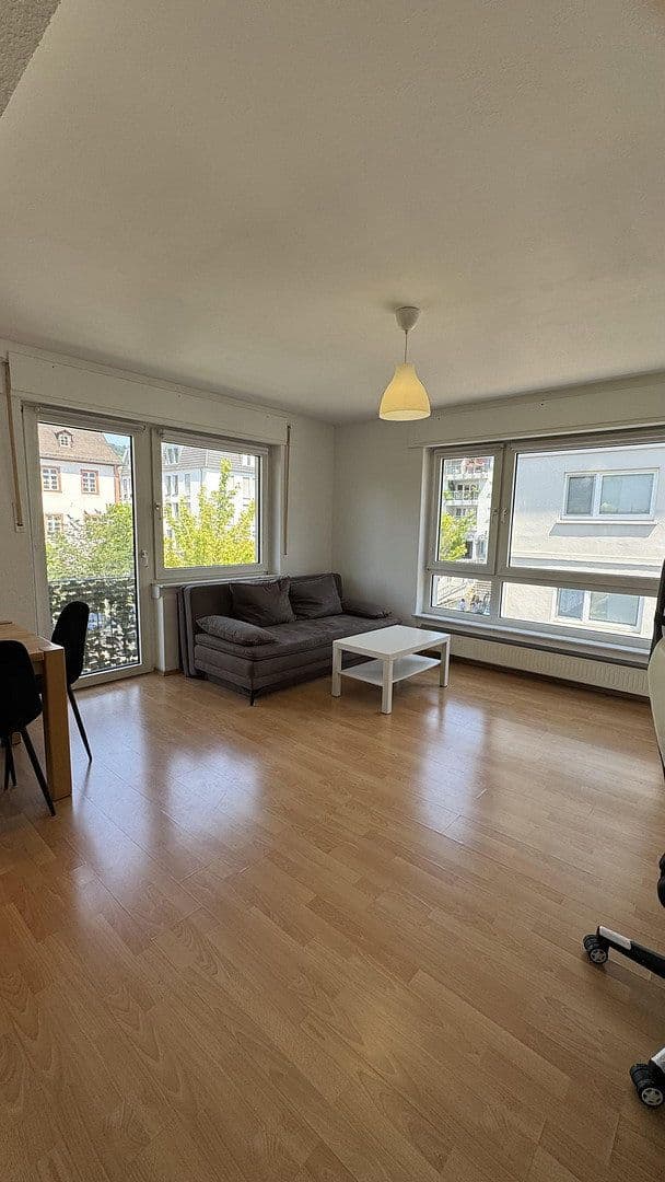 Prenájom bytu 3-izbový 75 m², Obere Grube 2, Bingen am Rhein, Porýnie-Falcko Prenájom bytu 3-izbový 75 m², Obere Grube 2, Bingen am Rhein, Porýnie-Falcko