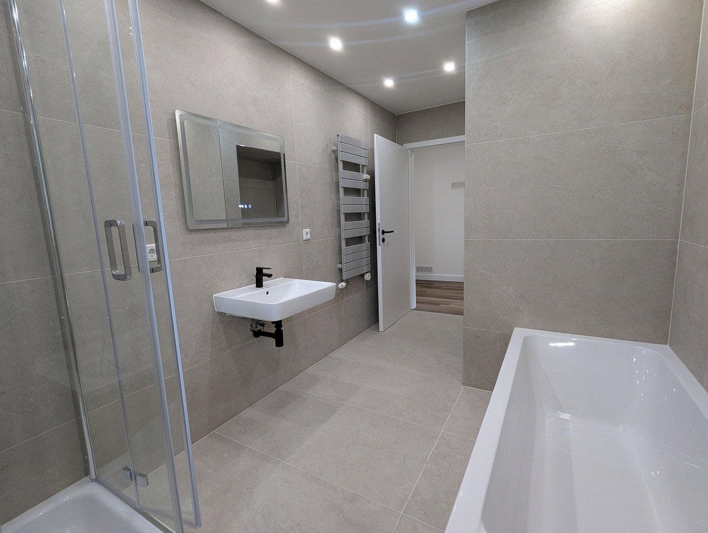 Predaj bytu 3-izbový 136 m², Fürth, Bavorsko Predaj bytu 3-izbový 136 m², Fürth, Bavorsko
