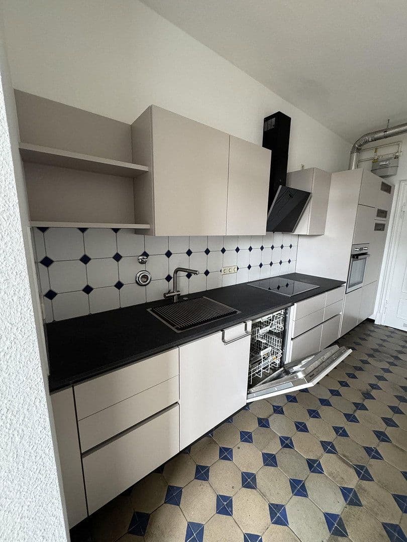 Prenájom bytu 3-izbový 77 m², Brauneggerstraße, Konstanz, Bádensko-Wurttembersko Prenájom bytu 3-izbový 77 m², Brauneggerstraße, Konstanz, Bádensko-Wurttembersko