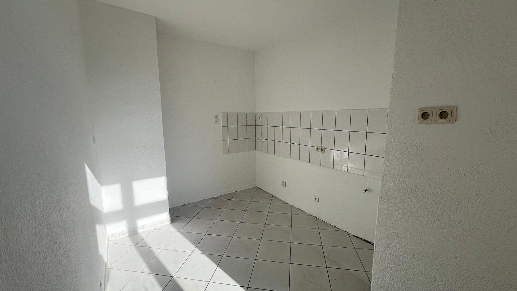 Prenájom bytu 5-izbový 100 m², Lamboystr. 16a, Hanau, Hesensko Prenájom bytu 5-izbový 100 m², Lamboystr. 16a, Hanau, Hesensko
