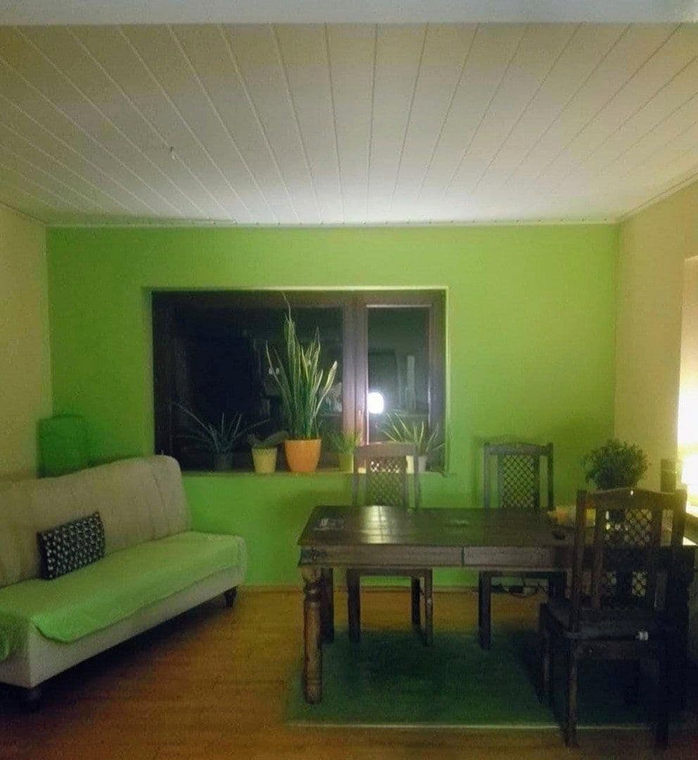 Predaj domu 230 m², pozemek 3.200 m², Hude (Oldenburg), Dolné Sasko Predaj domu 230 m², pozemek 3.200 m², Hude (Oldenburg), Dolné Sasko