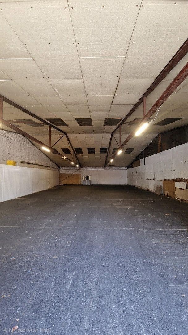 Prenájom nebytového priestoru 450 m², Köln, Severné Porýnie - Westfálsko Prenájom nebytového priestoru 450 m², Köln, Severné Porýnie - Westfálsko