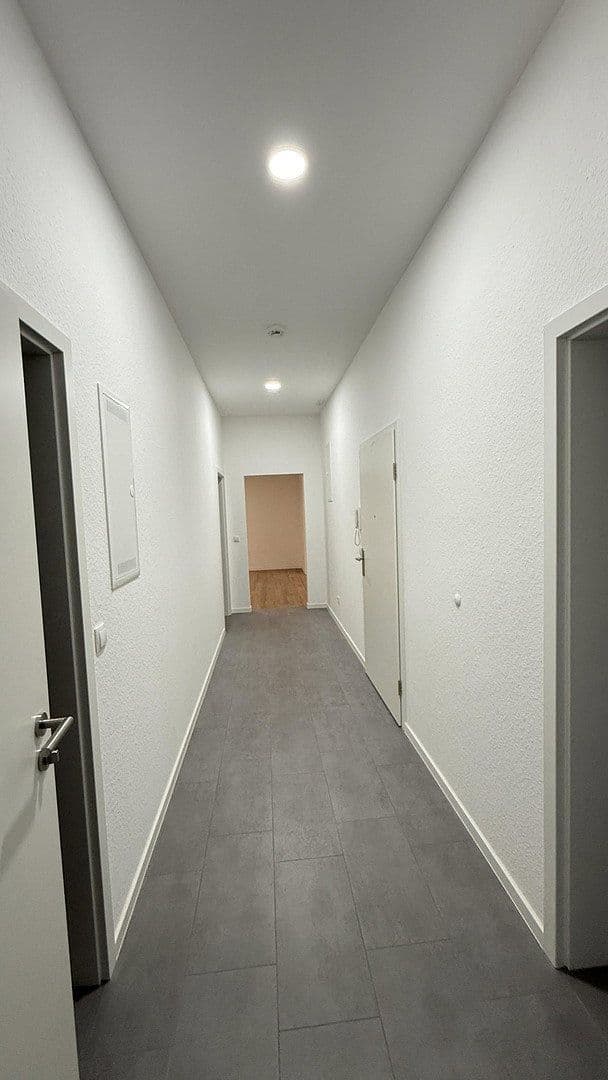 Prenájom bytu 5-izbový 117 m², Andernach, Porýnie-Falcko Prenájom bytu 5-izbový 117 m², Andernach, Porýnie-Falcko