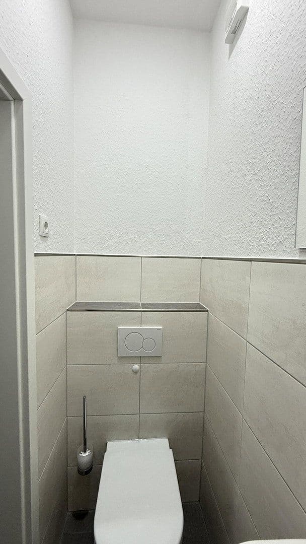 Prenájom bytu 5-izbový 117 m², Andernach, Porýnie-Falcko Prenájom bytu 5-izbový 117 m², Andernach, Porýnie-Falcko