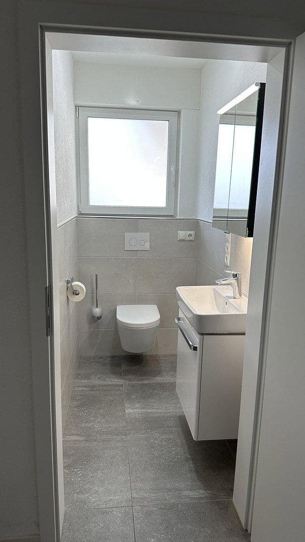 Prenájom bytu 3-izbový 102 m², Andernach, Porýnie-Falcko Prenájom bytu 3-izbový 102 m², Andernach, Porýnie-Falcko