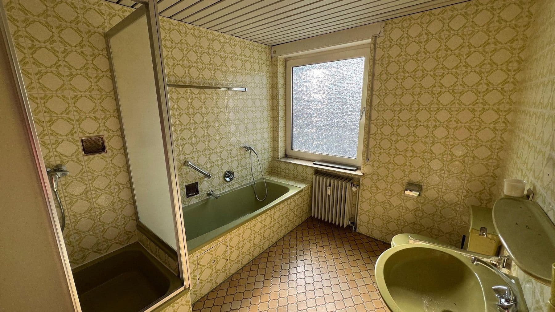 Prenájom bytu 3-izbový 102 m², Andernach, Porýnie-Falcko Prenájom bytu 3-izbový 102 m², Andernach, Porýnie-Falcko