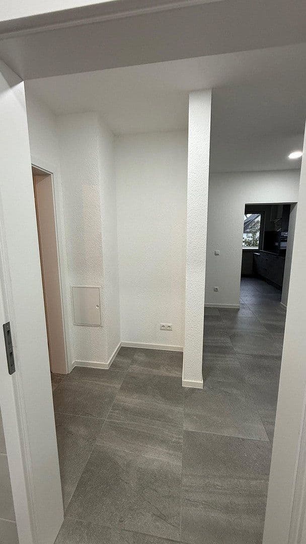 Prenájom bytu 3-izbový 102 m², Andernach, Porýnie-Falcko Prenájom bytu 3-izbový 102 m², Andernach, Porýnie-Falcko