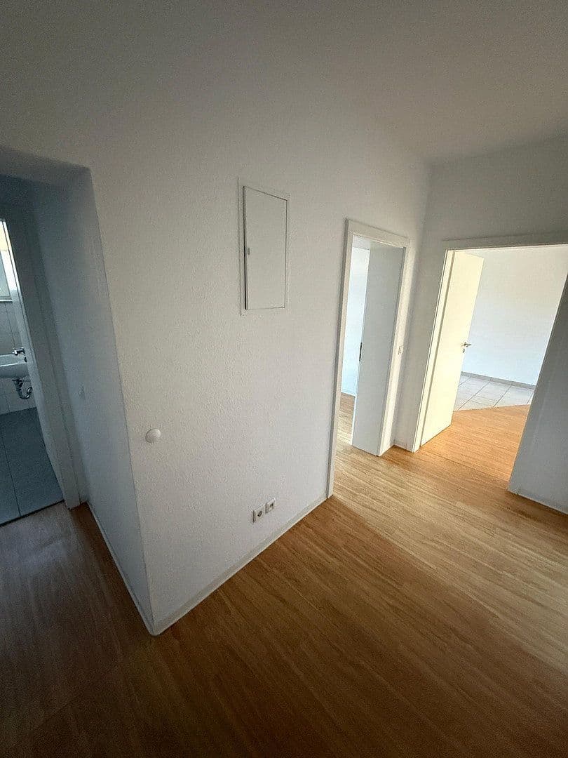 Prenájom bytu 2-izbový 62 m², Leonhardtstraße 32, Chemnitz, Sasko Prenájom bytu 2-izbový 62 m², Leonhardtstraße 32, Chemnitz, Sasko