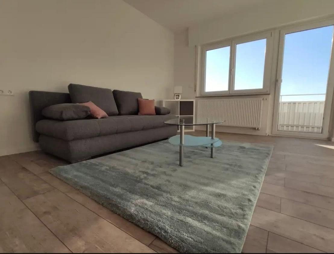 Prenájom bytu 1-izbový 32 m², Deidesheimer Straße 15, Stuttgart Weilimdorf, Bádensko-Wurttembersko Prenájom bytu 1-izbový 32 m², Deidesheimer Straße 15, Stuttgart Weilimdorf, Bádensko-Wurttembersko