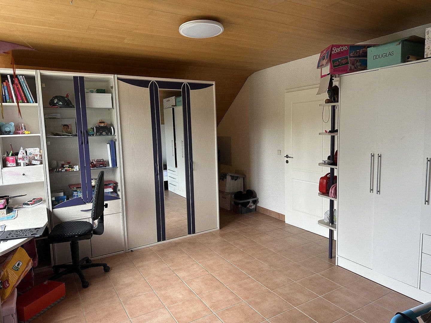 Predaj domu 300 m², pozemek 741 m², Laubenheim, Porýnie-Falcko Predaj domu 300 m², pozemek 741 m², Laubenheim, Porýnie-Falcko