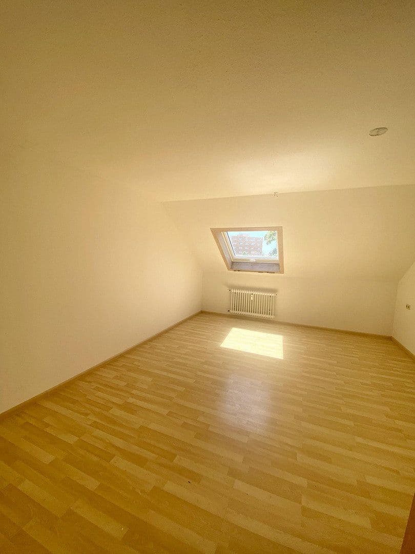 Predaj bytu 3-izbový 80 m², Teningen, Bádensko-Wurttembersko Predaj bytu 3-izbový 80 m², Teningen, Bádensko-Wurttembersko