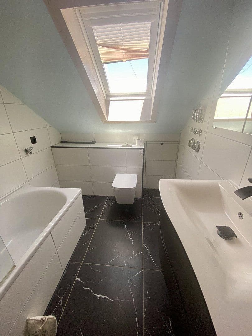 Predaj bytu 3-izbový 80 m², Teningen, Bádensko-Wurttembersko Predaj bytu 3-izbový 80 m², Teningen, Bádensko-Wurttembersko