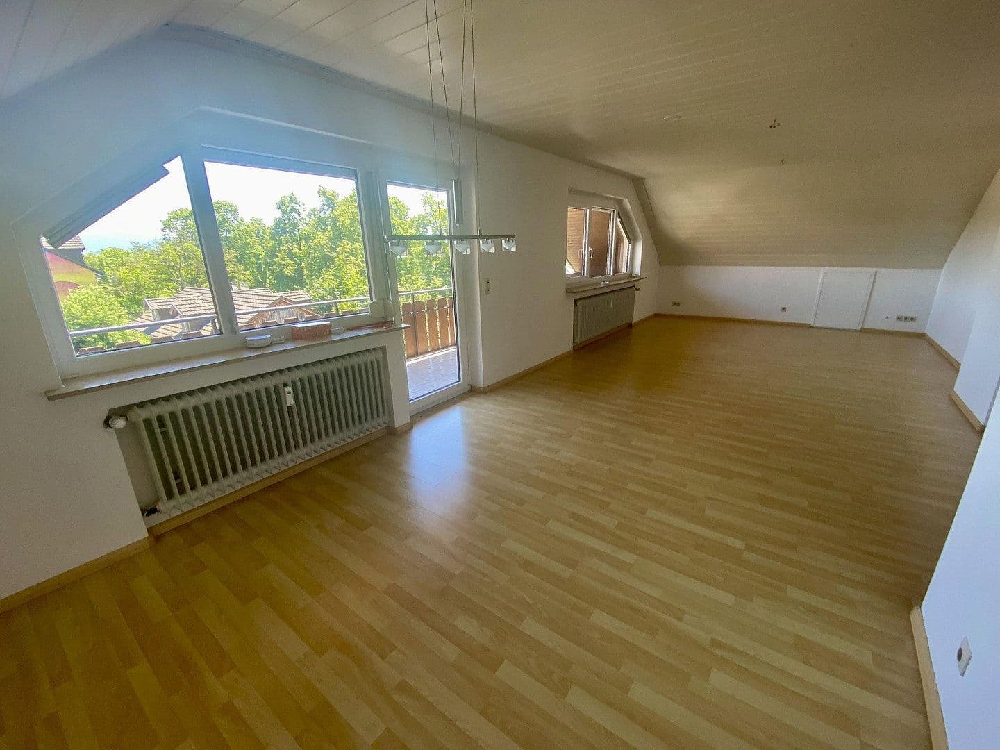 Predaj bytu 3-izbový 80 m², Teningen, Bádensko-Wurttembersko Predaj bytu 3-izbový 80 m², Teningen, Bádensko-Wurttembersko