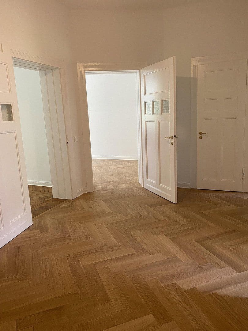 Prenájom bytu 3-izbový 86 m², Heinrich-Budde-Str. 7, Leipzig, Sasko Prenájom bytu 3-izbový 86 m², Heinrich-Budde-Str. 7, Leipzig, Sasko