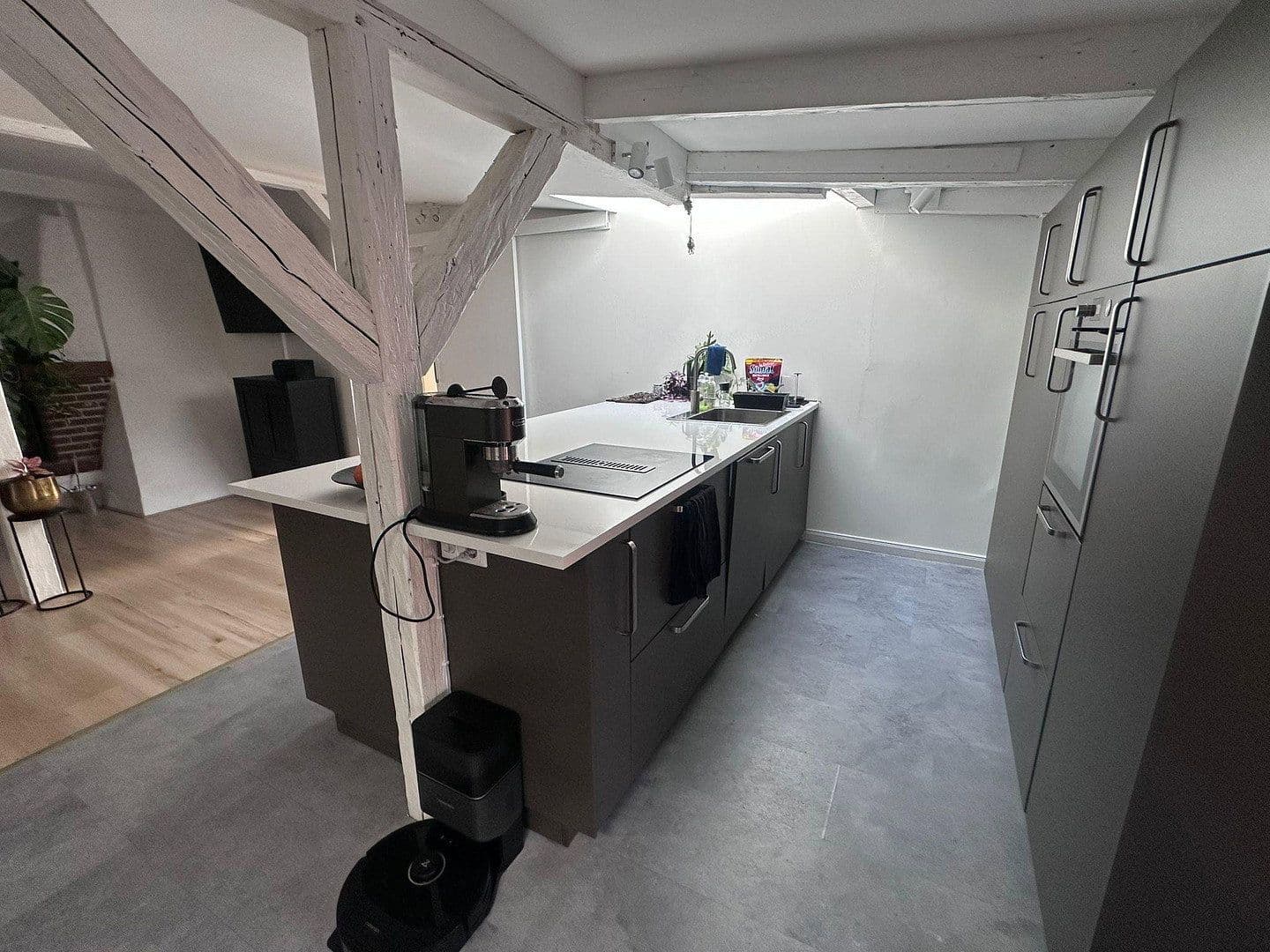 Prenájom bytu 3-izbový 130 m², Schlutuper Kirchstraße 3, LÜBECK, Šlezvicko-Holštajnsko Prenájom bytu 3-izbový 130 m², Schlutuper Kirchstraße 3, LÜBECK, Šlezvicko-Holštajnsko