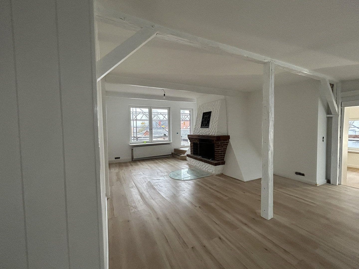 Prenájom bytu 3-izbový 130 m², Schlutuper Kirchstraße 3, LÜBECK, Šlezvicko-Holštajnsko Prenájom bytu 3-izbový 130 m², Schlutuper Kirchstraße 3, LÜBECK, Šlezvicko-Holštajnsko