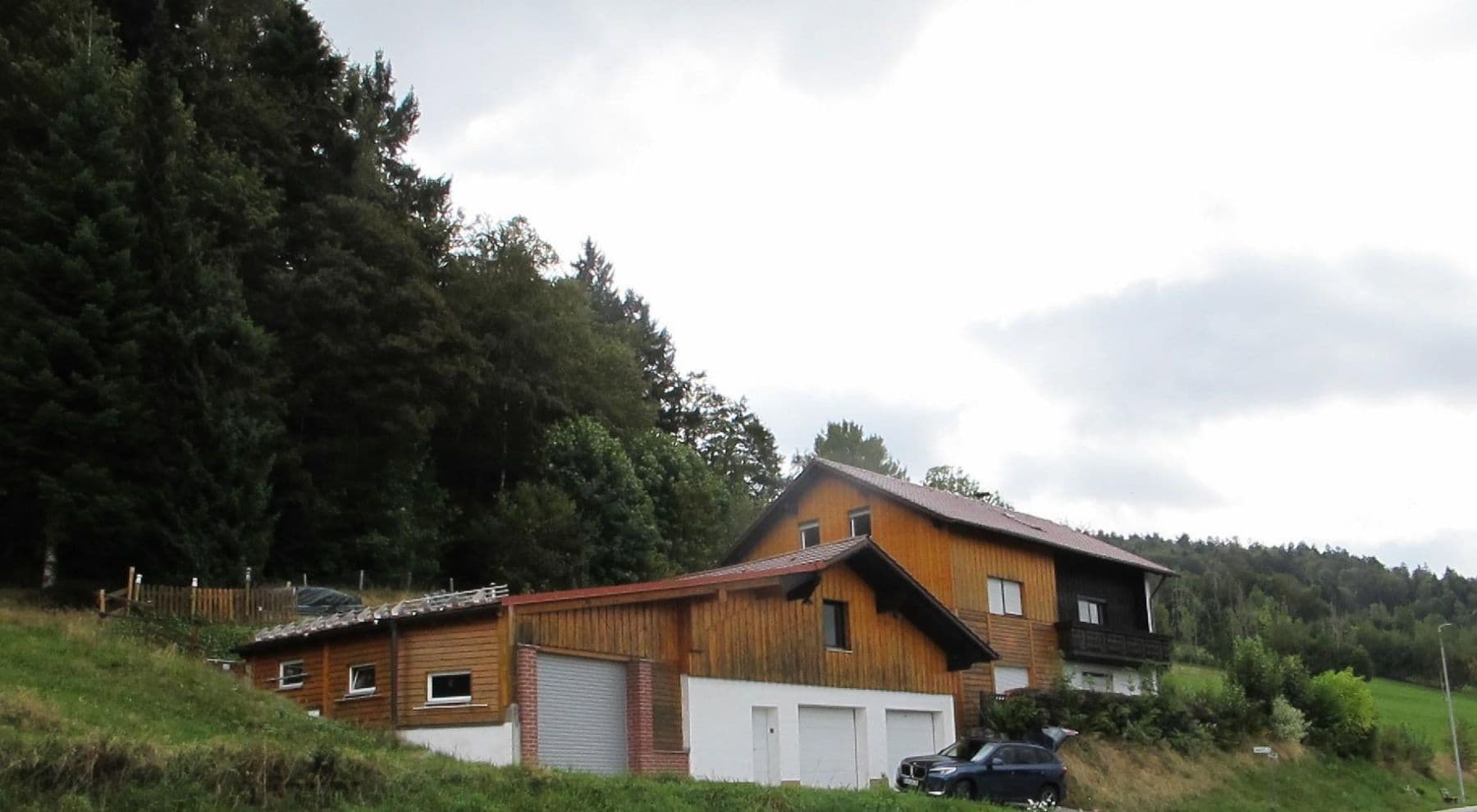 Predaj domu 170 m², pozemek 804 m², Schöfweg, Bavorsko Predaj domu 170 m², pozemek 804 m², Schöfweg, Bavorsko