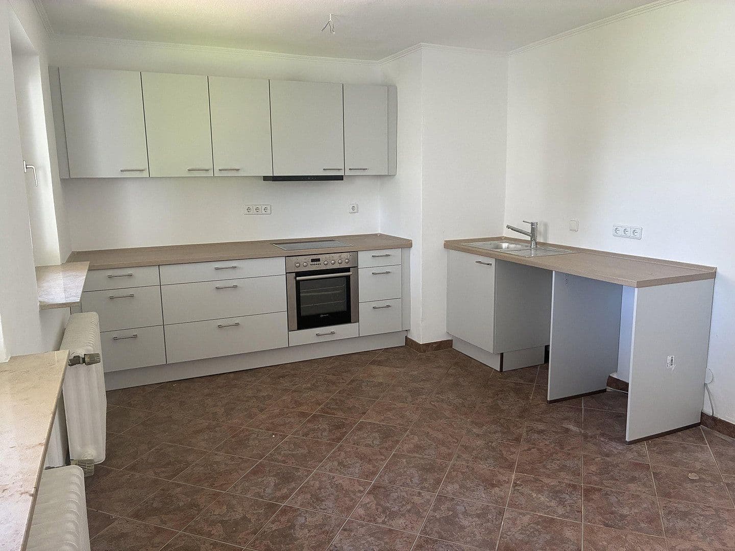 Prenájom bytu 2-izbový 75 m², Pinneberg, Šlezvicko-Holštajnsko Prenájom bytu 2-izbový 75 m², Pinneberg, Šlezvicko-Holštajnsko