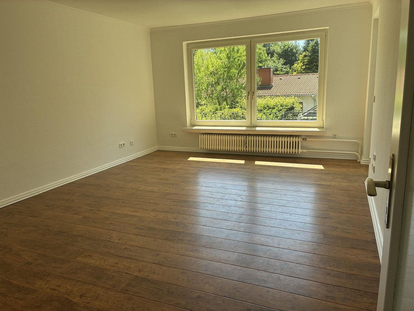 Prenájom bytu 2-izbový 75 m², Pinneberg, Šlezvicko-Holštajnsko Prenájom bytu 2-izbový 75 m², Pinneberg, Šlezvicko-Holštajnsko