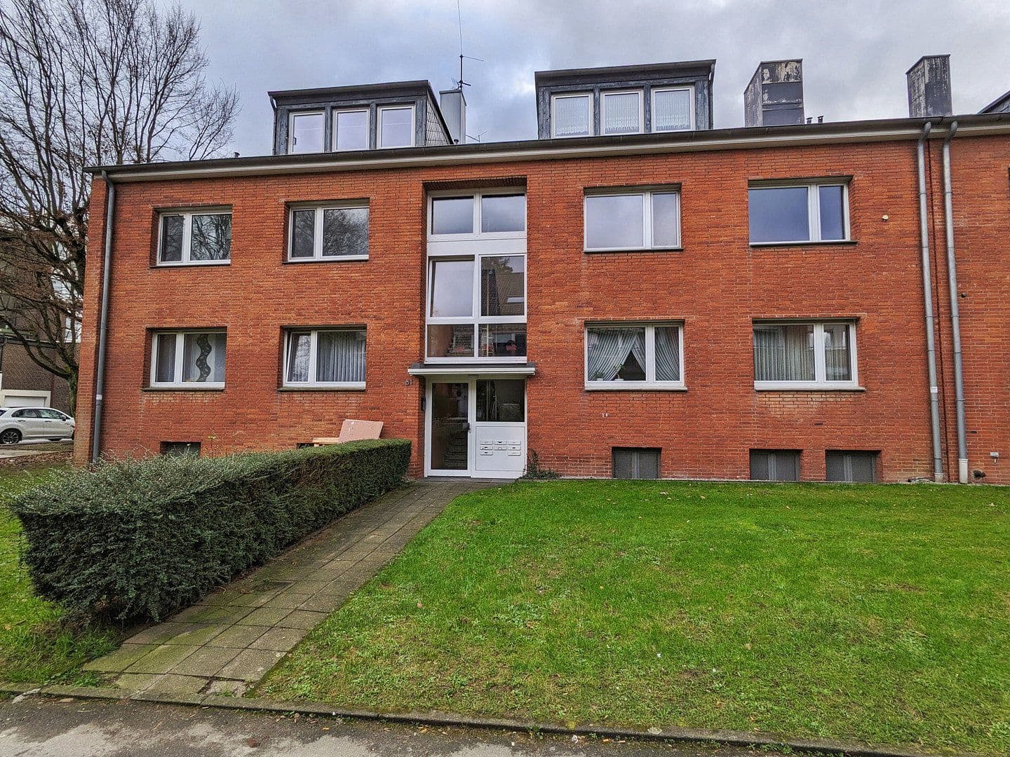Prenájom bytu 1-izbový 34 m², Schwarzbachstr. 81, Mettmann, Severné Porýnie - Westfálsko Prenájom bytu 1-izbový 34 m², Schwarzbachstr. 81, Mettmann, Severné Porýnie - Westfálsko