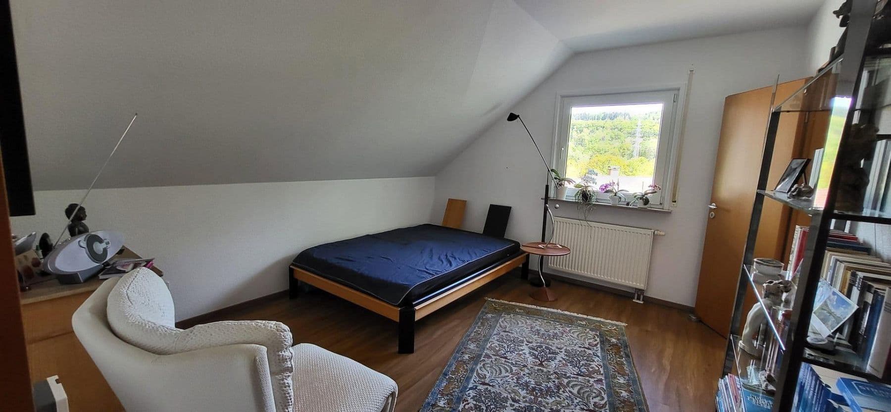 Prenájom bytu 3-izbový 140 m², Niedernhausen, Hesensko Prenájom bytu 3-izbový 140 m², Niedernhausen, Hesensko