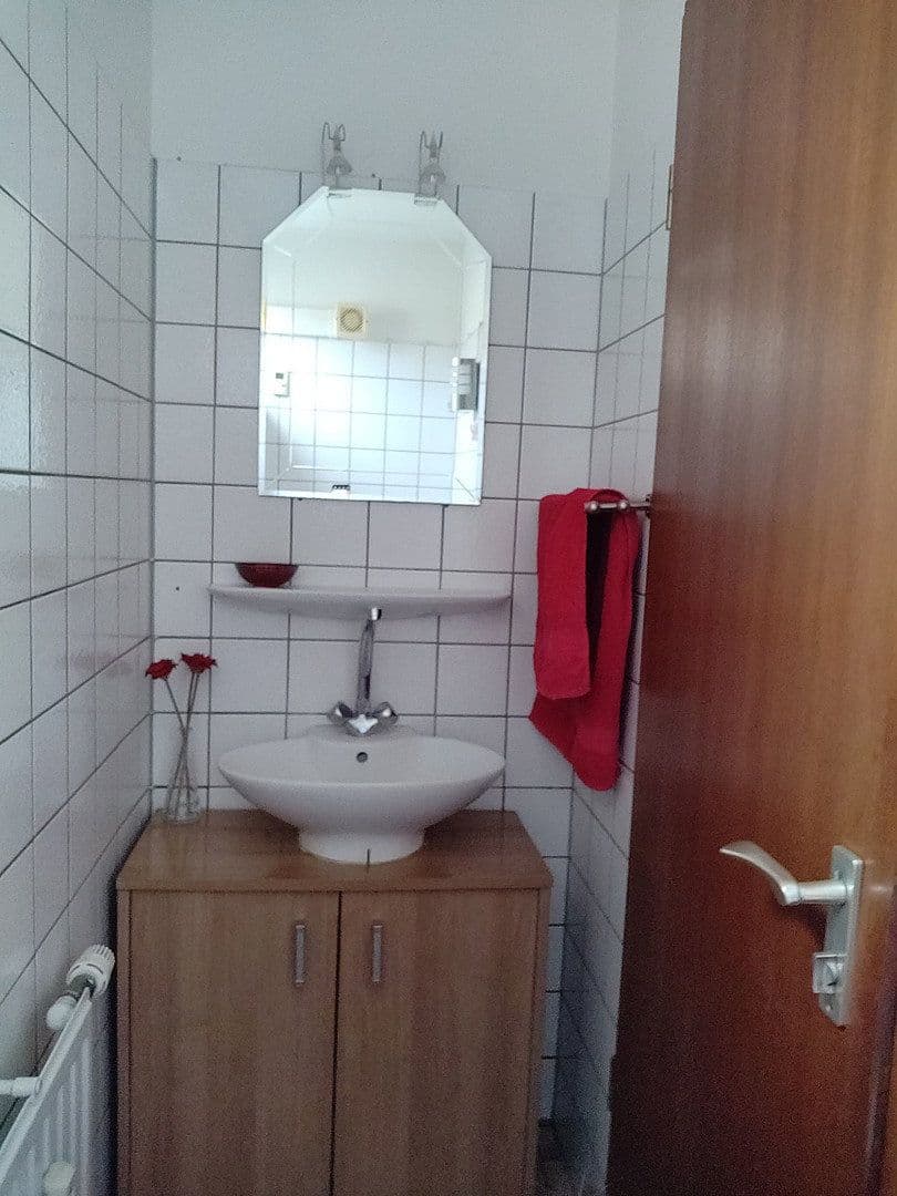 Prenájom bytu 3-izbový 97 m², Karlsruhe, Bádensko-Wurttembersko Prenájom bytu 3-izbový 97 m², Karlsruhe, Bádensko-Wurttembersko