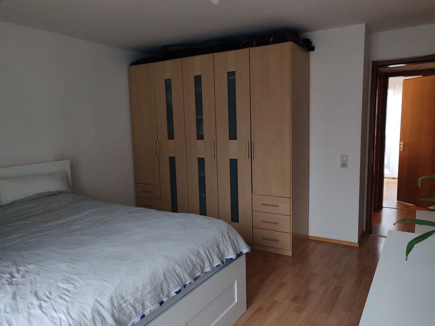 Prenájom bytu 3-izbový 97 m², Karlsruhe, Bádensko-Wurttembersko Prenájom bytu 3-izbový 97 m², Karlsruhe, Bádensko-Wurttembersko