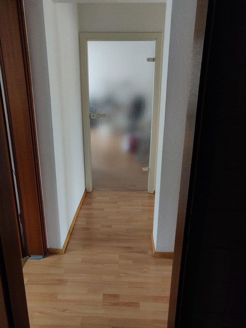 Prenájom bytu 3-izbový 97 m², Karlsruhe, Bádensko-Wurttembersko Prenájom bytu 3-izbový 97 m², Karlsruhe, Bádensko-Wurttembersko