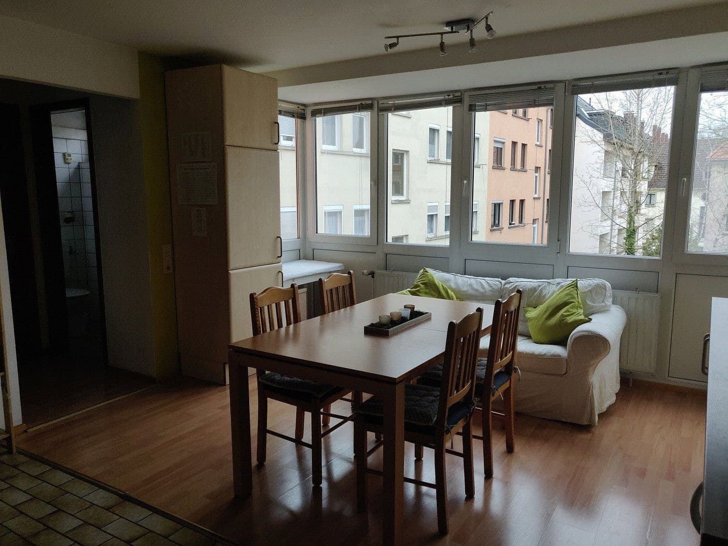 Prenájom bytu 3-izbový 97 m², Karlsruhe, Bádensko-Wurttembersko Prenájom bytu 3-izbový 97 m², Karlsruhe, Bádensko-Wurttembersko