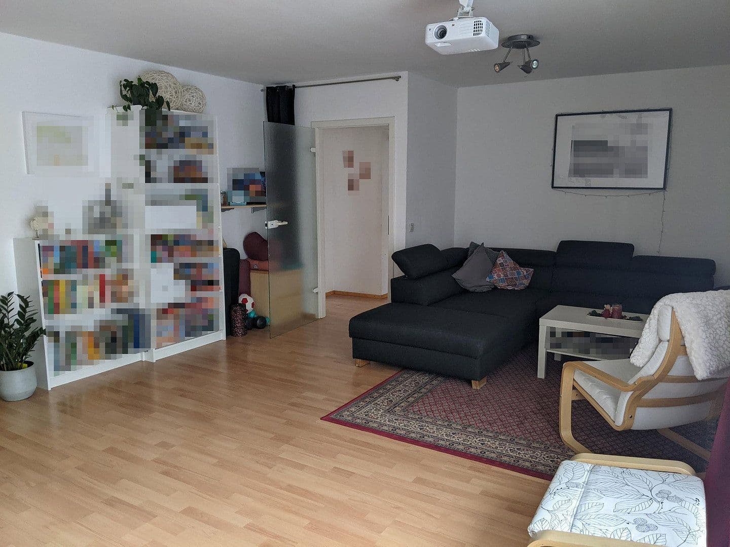 Prenájom bytu 3-izbový 97 m², Karlsruhe, Bádensko-Wurttembersko Prenájom bytu 3-izbový 97 m², Karlsruhe, Bádensko-Wurttembersko