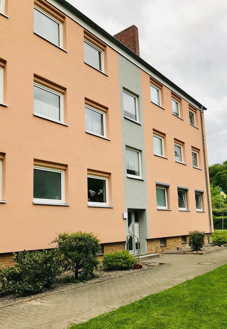 Prenájom bytu 3-izbový 63 m², Gerhart-Hauptmann-Straße 56, Salzgitter-Thiede, Dolné Sasko Prenájom bytu 3-izbový 63 m², Gerhart-Hauptmann-Straße 56, Salzgitter-Thiede, Dolné Sasko