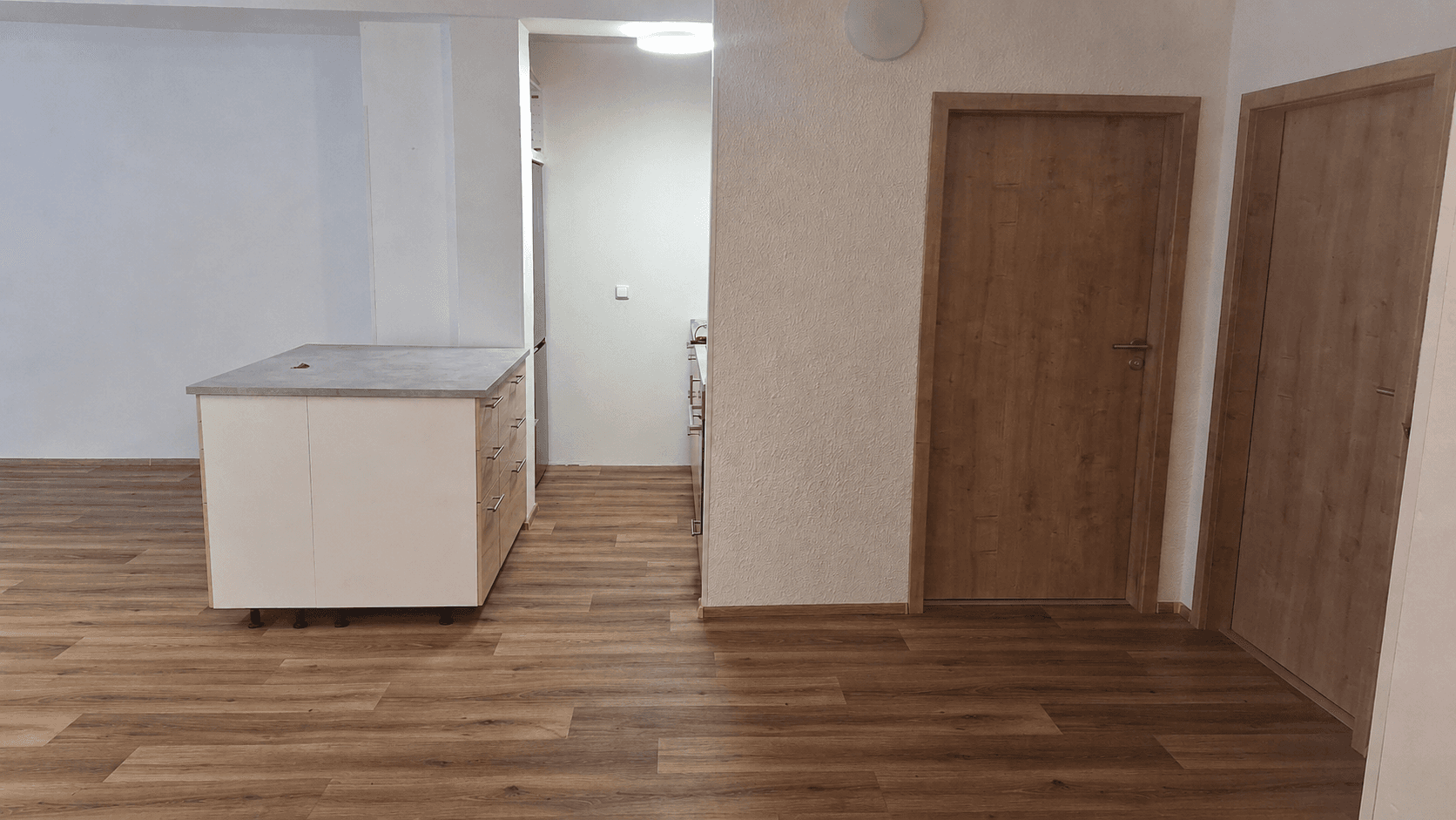 Prenájom bytu 3-izbový 77 m², Merhautova, Brno, Jihomoravský kraj Prenájom bytu 3-izbový 77 m², Merhautova, Brno, Jihomoravský kraj