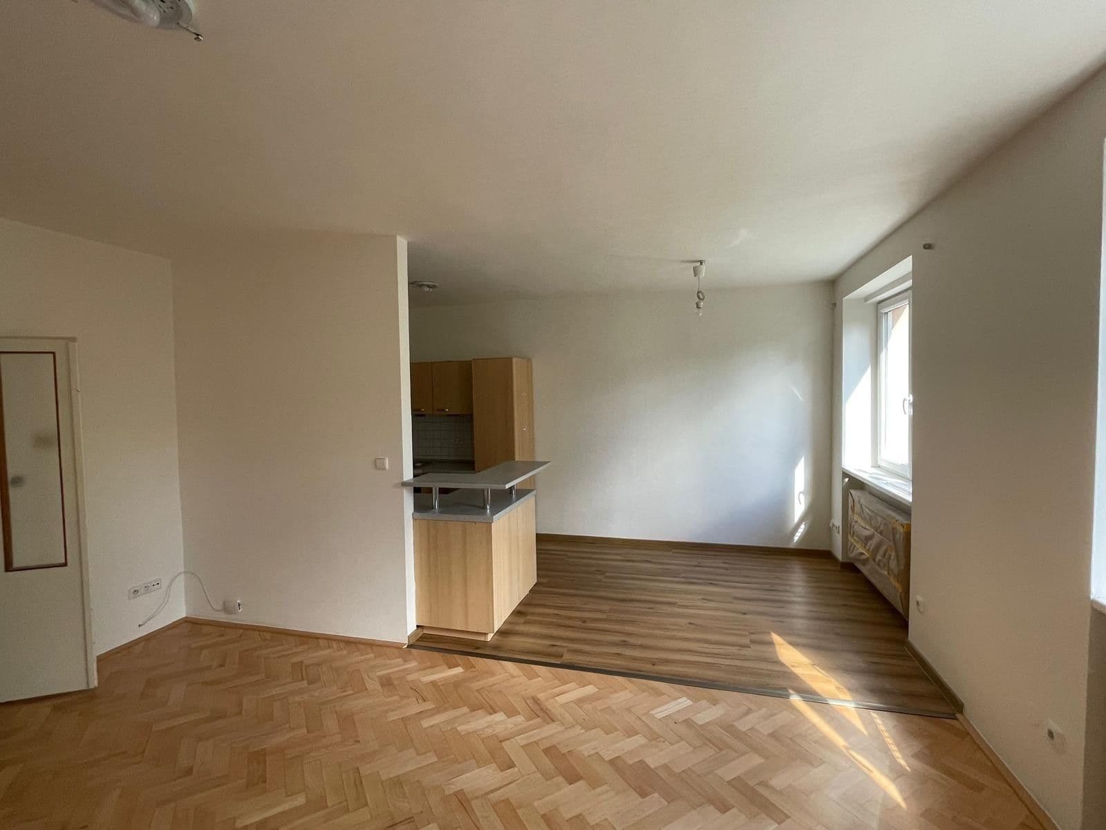 Prenájom bytu 2-izbový 58 m², Přechodní, Praha, Praha Prenájom bytu 2-izbový 58 m², Přechodní, Praha, Praha