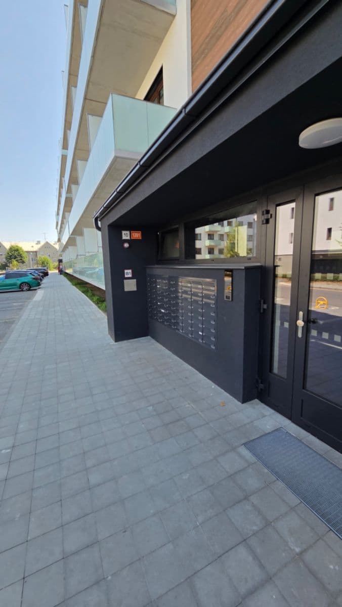 Prenájom bytu 2-izbový 46 m², Třída Jiřího Pelikána, Olomouc, Olomoucký kraj Prenájom bytu 2-izbový 46 m², Třída Jiřího Pelikána, Olomouc, Olomoucký kraj
