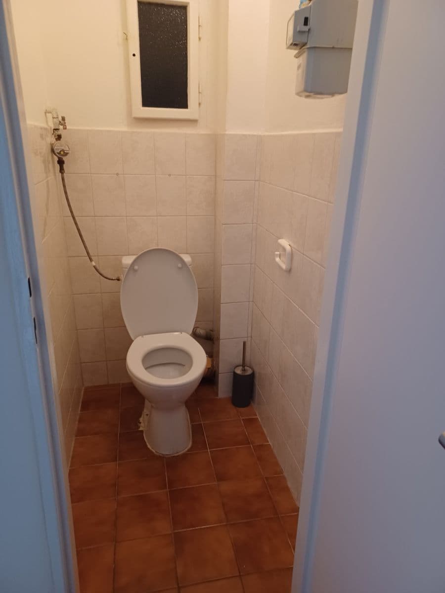 Prenájom bytu 2-izbový 48 m², Korunní, Praha, Praha Prenájom bytu 2-izbový 48 m², Korunní, Praha, Praha